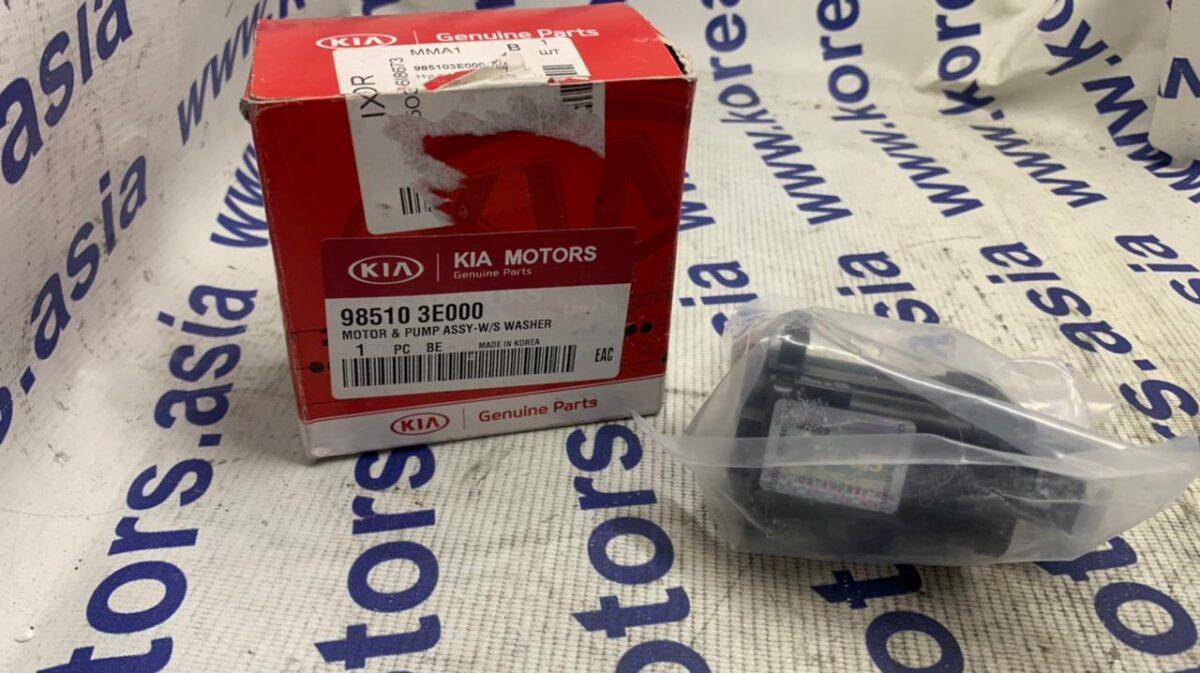 Двигатель омывателя лобового стекла Kia Sorento Двигатель омывателя лобового стекла Kia Sorento