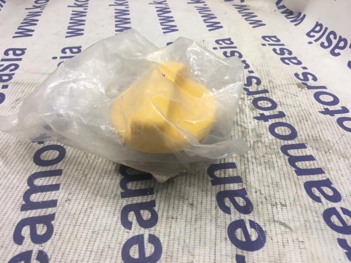 Крышка маслогорловины Chevrolet Captiva (дизель) Крышка маслогорловины Chevrolet Captiva (дизель)