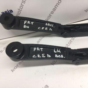 Поводок стеклоочистителя передний правый KIA Ceed [F00S51F047]