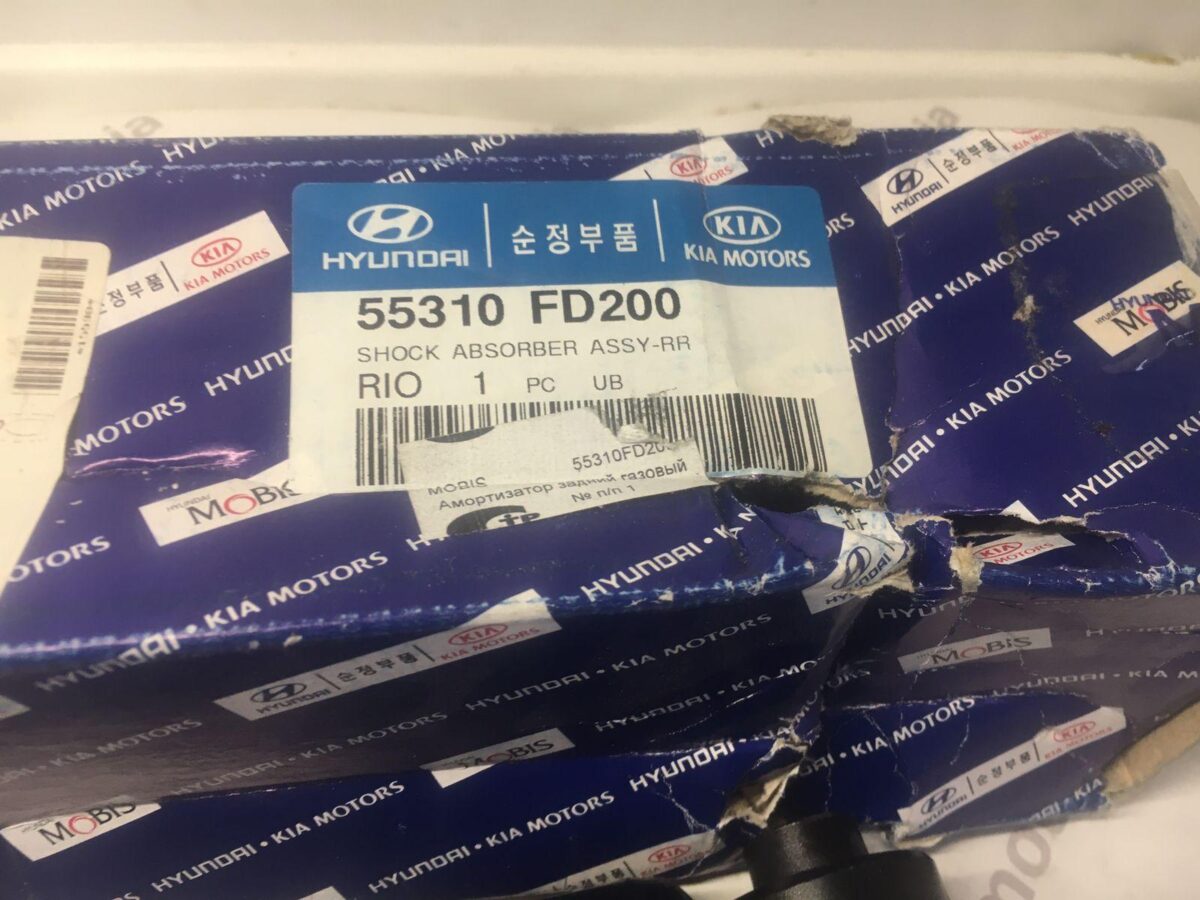 Стойка амортизатора задняя Kia Rio (с 2002 по 2005 года выпуска) Стойка амортизатора задняя Kia Rio (с 2002 по 2005 года выпуска)