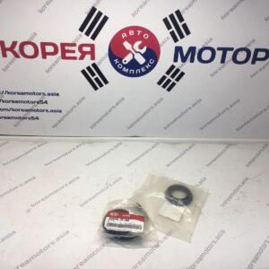 Сальник переднего редуктора Kia Sorento 2005 - (левый)