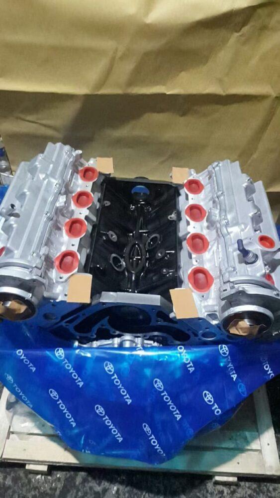 Новый двигатель 2UZ-FE (Toyota Land Cruiser 100 (J100) 1998-2007, Land Cruiser 200 (J200) 2007-2011, Tundra 1 (XK30) 2000-2006, Tundra 2 (XK50) 2006-2009, Sequoia 1 (XK30) 2001-2007, Sequoia 2 (XK60) 2007-2009, 4Runner 4 (N210) 2003-2009 / Lexus GX470 1 (J120) 2002-2009, LX470 2 (J100) 1998-2007) Новый двигатель 2UZ-FE (Toyota Land Cruiser 100 (J100) 1998-2007, Land Cruiser 200 (J200) 2007-2011, Tundra 1 (XK30) 2000-2006, Tundra 2 (XK50) 2006-2009, Sequoia 1 (XK30) 2001-2007, Sequoia 2 (XK60) 2007-2009, 4Runner 4 (N210) 2003-2009 / Lexus GX470 1 (J120) 2002-2009, LX470 2 (J100) 1998-2007)