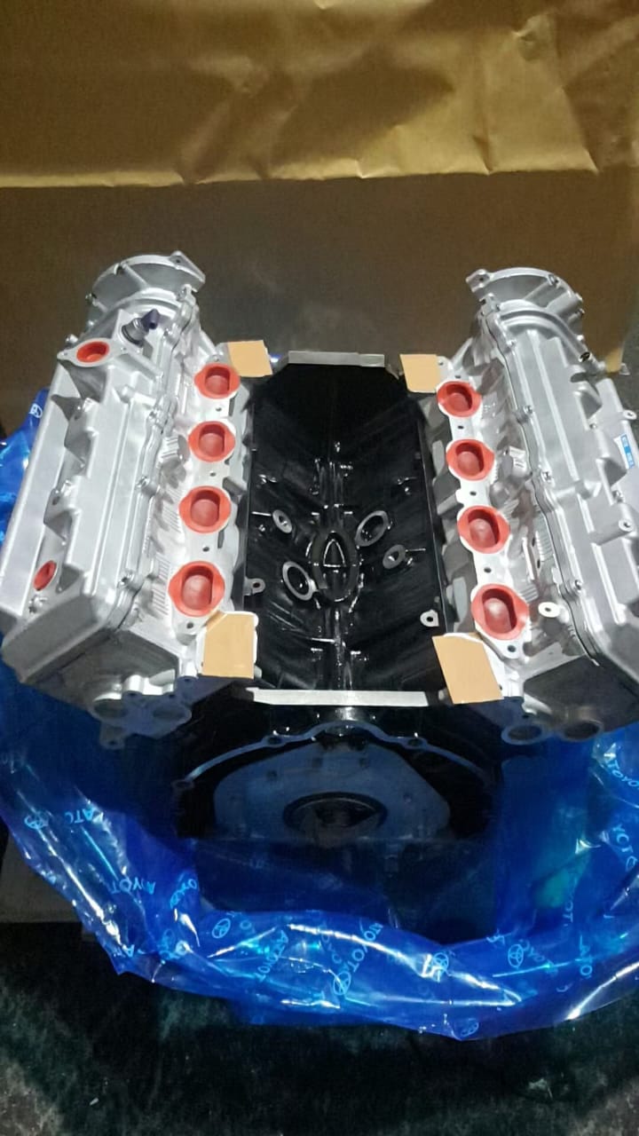 Новый двигатель 2UZ-FE (Toyota Land Cruiser 100 (J100) 1998-2007, Land Cruiser 200 (J200) 2007-2011, Tundra 1 (XK30) 2000-2006, Tundra 2 (XK50) 2006-2009, Sequoia 1 (XK30) 2001-2007, Sequoia 2 (XK60) 2007-2009, 4Runner 4 (N210) 2003-2009 / Lexus GX470 1 (J120) 2002-2009, LX470 2 (J100) 1998-2007) Новый двигатель 2UZ-FE (Toyota Land Cruiser 100 (J100) 1998-2007, Land Cruiser 200 (J200) 2007-2011, Tundra 1 (XK30) 2000-2006, Tundra 2 (XK50) 2006-2009, Sequoia 1 (XK30) 2001-2007, Sequoia 2 (XK60) 2007-2009, 4Runner 4 (N210) 2003-2009 / Lexus GX470 1 (J120) 2002-2009, LX470 2 (J100) 1998-2007)