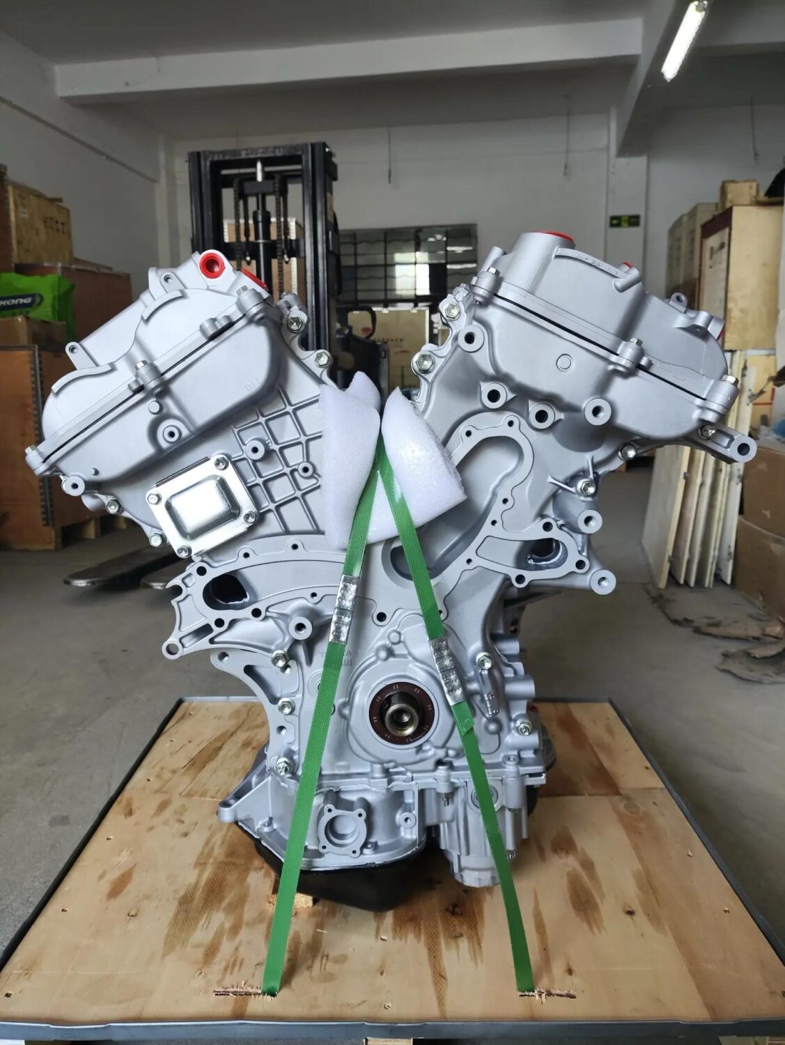 Новый двигатель 2GR-FE (Toyota Alphard 2 (AH20) 2008-2015, Alphard 3 (AH30) 2015-2017, Avalon 3 (XX30) 2004-2012, Avalon 4 (XX40) 2012-2018, Aurion 1 (XV40) 2006-2012, Blade 1 (E150) 2007-2012, Camry 6 (XV40) 2006-2011, Camry 7 (XV50) 2011-2018, Highlander 2 (XU40) 2007-2013, Highlander 3 (XU50) 2013-2016, Harrier 2 (XU30) 2006-2009, Mark X ZiO 1 (NA10) 2007-2013, Previa 3 (XR50) 2006-2019, RAV4 3 (XA30) 2005-2012, Sienna 2 (XL20) 2006-2009, Sienna 3 (XL30) 2010-2017, Venza 1 (GV10) 2008-2016 / Lexus RX350 2 (XU30) 2006-2009, RX350 3 (AL10) 2008-2015, ES350 5 (XV40) 2006-2012, ES350 6 (XV60) 2012-2018 / Lotus Evora 1 2009-2021, Emira 1 (Type 131) 2021-н.в., Exige 3 2012-2021) Новый двигатель 2GR-FE (Toyota Alphard 2 (AH20) 2008-2015, Alphard 3 (AH30) 2015-2017, Avalon 3 (XX30) 2004-2012, Avalon 4 (XX40) 2012-2018, Aurion 1 (XV40) 2006-2012, Blade 1 (E150) 2007-2012, Camry 6 (XV40) 2006-2011, Camry 7 (XV50) 2011-2018, Highlander 2 (XU40) 2007-2013, Highlander 3 (XU50) 2013-2016, Harrier 2 (XU30) 2006-2009, Mark X ZiO 1 (NA10) 2007-2013, Previa 3 (XR50) 2006-2019, RAV4 3 (XA30) 2005-2012, Sienna 2 (XL20) 2006-2009, Sienna 3 (XL30) 2010-2017, Venza 1 (GV10) 2008-2016 / Lexus RX350 2 (XU30) 2006-2009, RX350 3 (AL10) 2008-2015, ES350 5 (XV40) 2006-2012, ES350 6 (XV60) 2012-2018 / Lotus Evora 1 2009-2021, Emira 1 (Type 131) 2021-н.в., Exige 3 2012-2021)