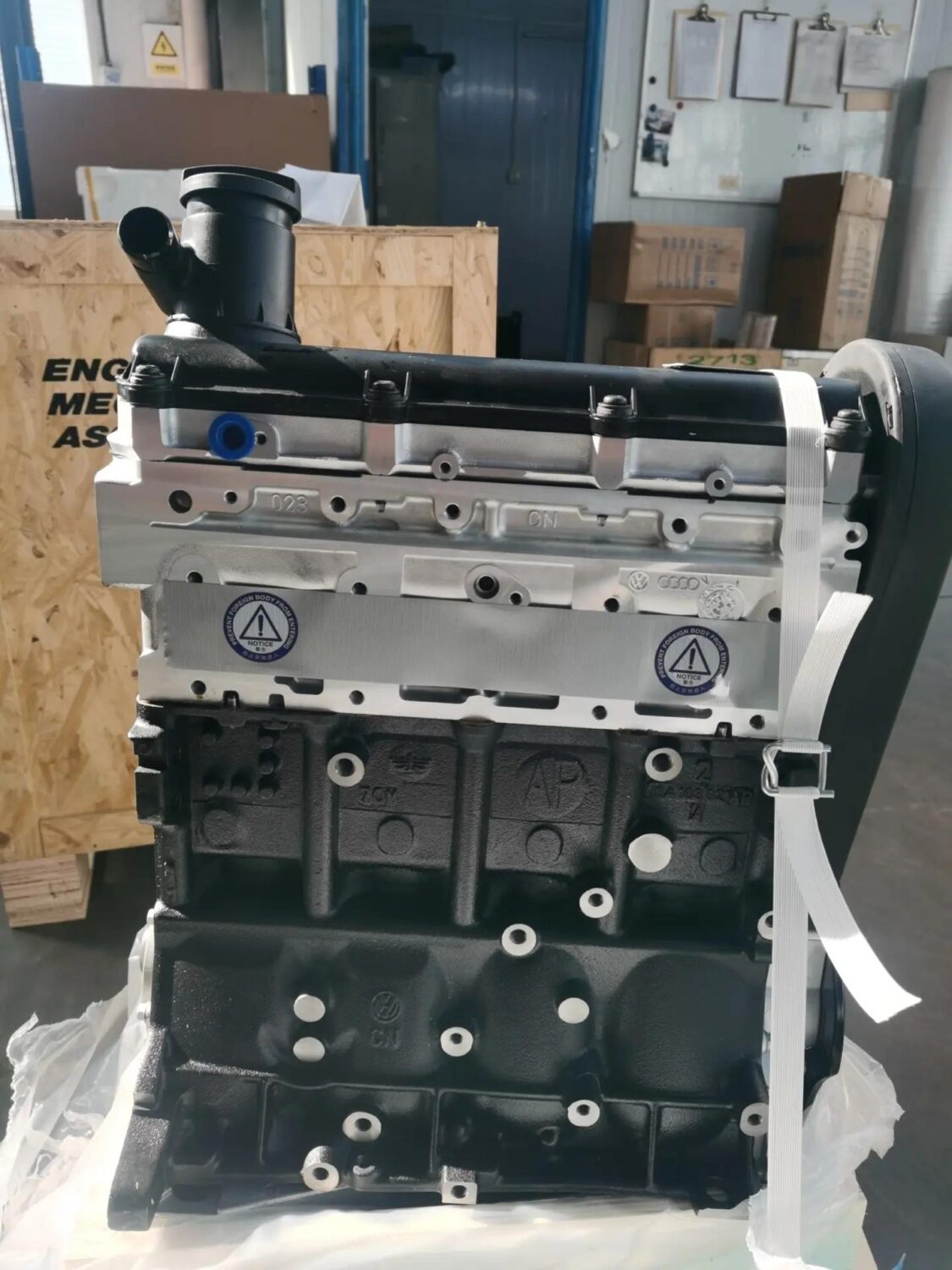 Реставрированный двигатель BSE / BSF (Volkswagen Caddy 3 (2K) 2005-2010, Jetta 5 (1K) 2005-2010, Golf 5 (1K) 2005-2009, Golf 6 (5K) 2008-2013, Golf Plus 1 (5M) 2005-2014, Passat B6 (3C) 2005-2010, Touran 1 (1T) 2005-2010 / Audi A3 2 (8P) 2005-2013 / Skoda Octavia 2 (1Z) 2005-2013 / Seat Altea 1 (5P) 2005-2010, Leon 2 (1P) 2005-2010, Toledo 3 (5P) 2005-2009) Реставрированный двигатель BSE / BSF (Volkswagen Caddy 3 (2K) 2005-2010, Jetta 5 (1K) 2005-2010, Golf 5 (1K) 2005-2009, Golf 6 (5K) 2008-2013, Golf Plus 1 (5M) 2005-2014, Passat B6 (3C) 2005-2010, Touran 1 (1T) 2005-2010 / Audi A3 2 (8P) 2005-2013 / Skoda Octavia 2 (1Z) 2005-2013 / Seat Altea 1 (5P) 2005-2010, Leon 2 (1P) 2005-2010, Toledo 3 (5P) 2005-2009)
