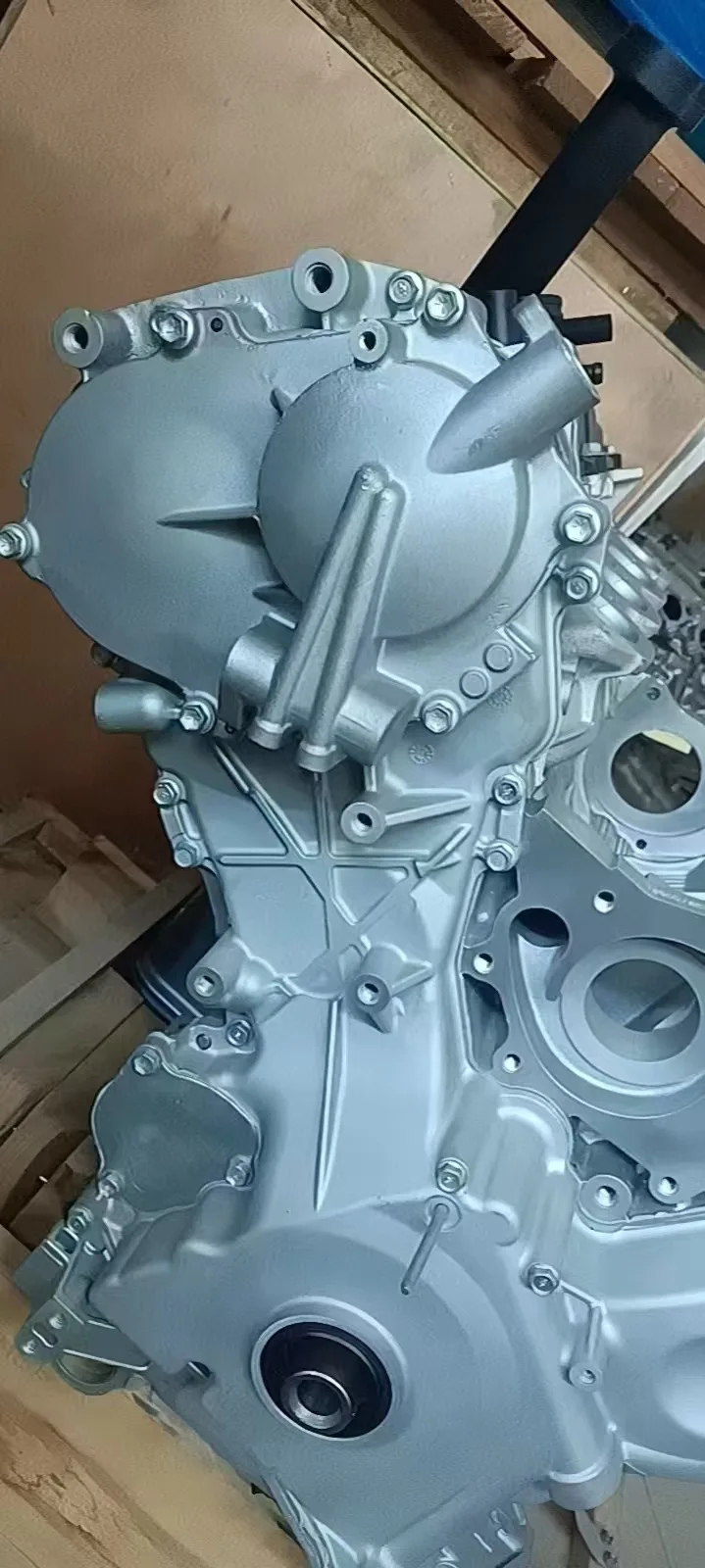 Реставрированный двигатель VK56DE (без клапанной крышки) (Infiniti QX56 1 (JA60) 2004-2010 / Nissan Armada 1 (WA60) 2003-2015, Patrol 6 (Y62) 2010-2016, Pathfinder 3 (R51) 2007-2012, Titan 1 (A60) 2003-2015) Реставрированный двигатель VK56DE (без клапанной крышки) (Infiniti QX56 1 (JA60) 2004-2010 / Nissan Armada 1 (WA60) 2003-2015, Patrol 6 (Y62) 2010-2016, Pathfinder 3 (R51) 2007-2012, Titan 1 (A60) 2003-2015)