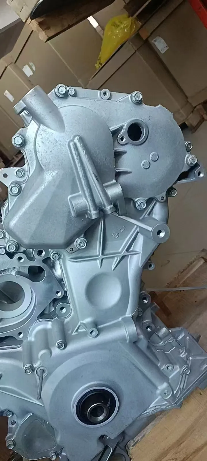 Реставрированный двигатель VK56DE (без клапанной крышки) (Infiniti QX56 1 (JA60) 2004-2010 / Nissan Armada 1 (WA60) 2003-2015, Patrol 6 (Y62) 2010-2016, Pathfinder 3 (R51) 2007-2012, Titan 1 (A60) 2003-2015) Реставрированный двигатель VK56DE (без клапанной крышки) (Infiniti QX56 1 (JA60) 2004-2010 / Nissan Armada 1 (WA60) 2003-2015, Patrol 6 (Y62) 2010-2016, Pathfinder 3 (R51) 2007-2012, Titan 1 (A60) 2003-2015)